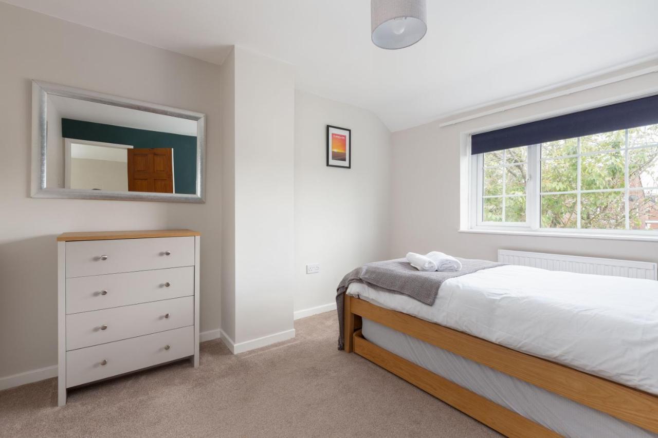 Charles Alexander Short Stay - Moorway House Poulton-le-Fylde Dış mekan fotoğraf